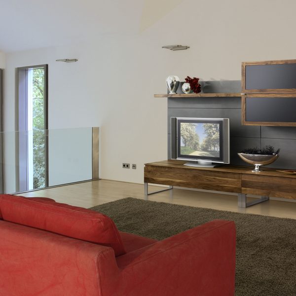 Massivholzschrank, verschiedene Holzarten